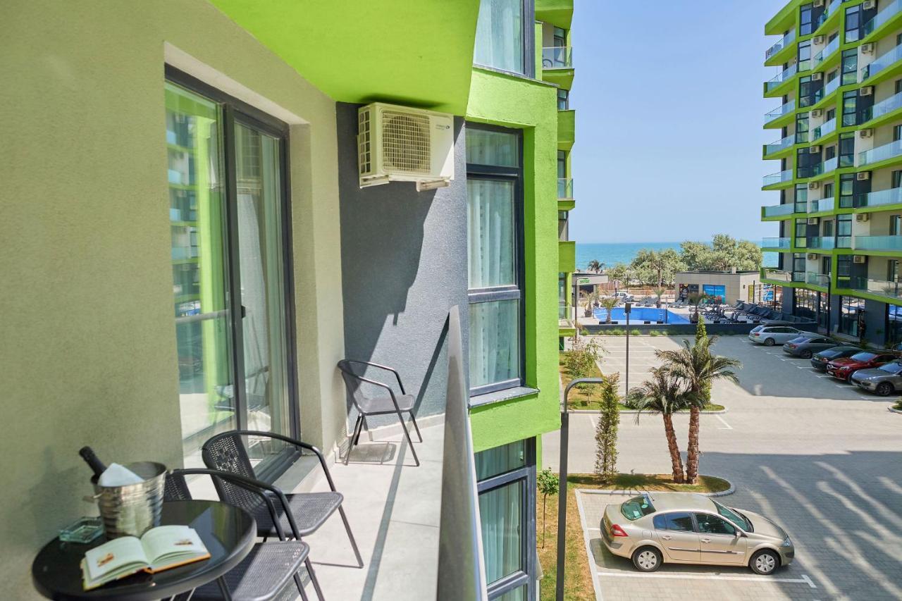 Fanta Sea Apartament Spa N Pool Beach Resort นาโวดาริ ภายนอก รูปภาพ