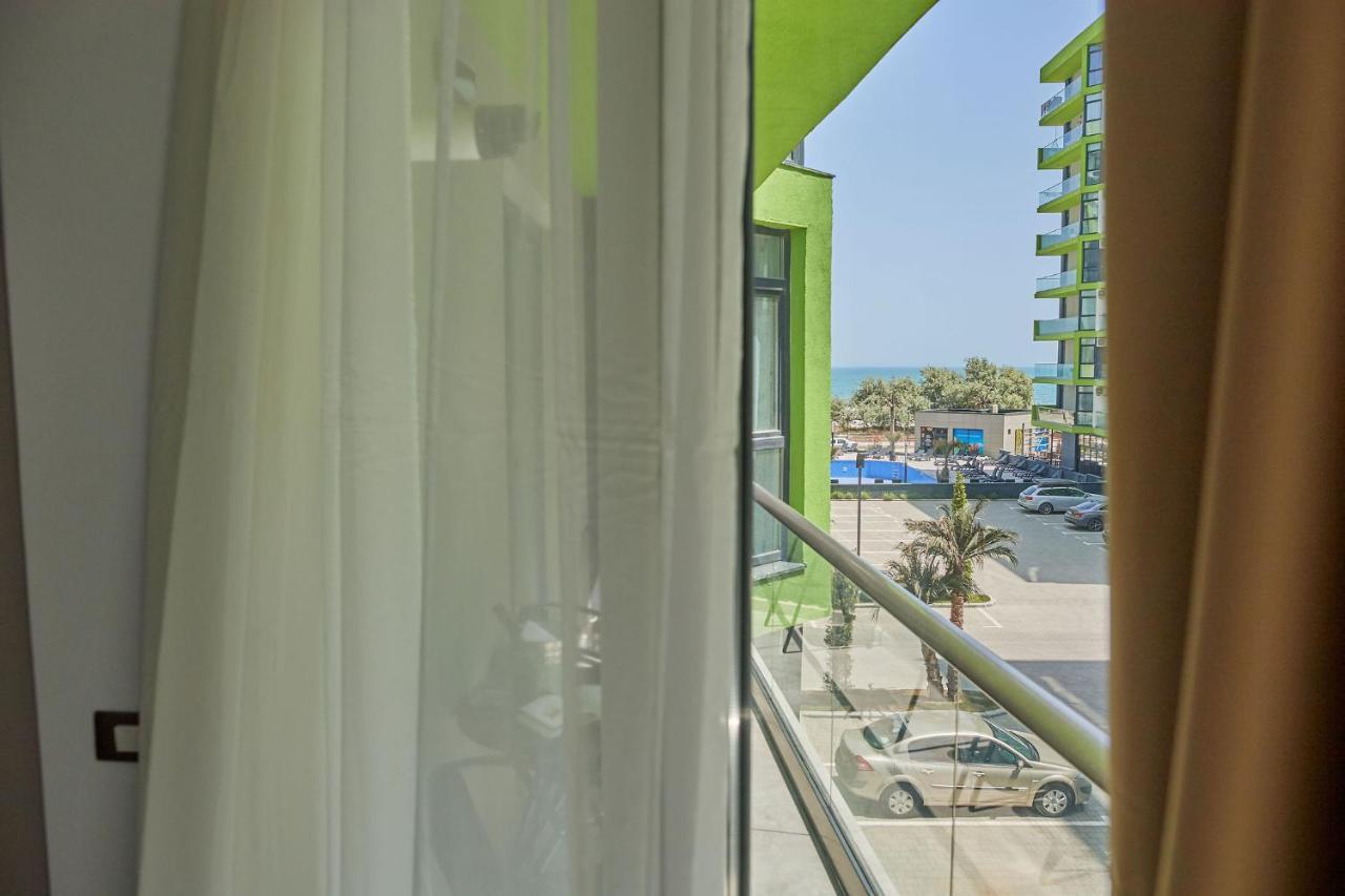 Fanta Sea Apartament Spa N Pool Beach Resort นาโวดาริ ภายนอก รูปภาพ